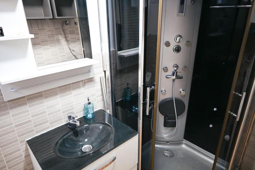 Agradable Apartamento Temporal De 1 Dormitorio En Madrid Pez30 Apartment ภายนอก รูปภาพ