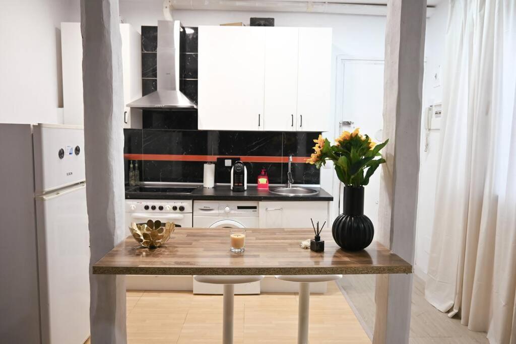 Agradable Apartamento Temporal De 1 Dormitorio En Madrid Pez30 Apartment ภายนอก รูปภาพ