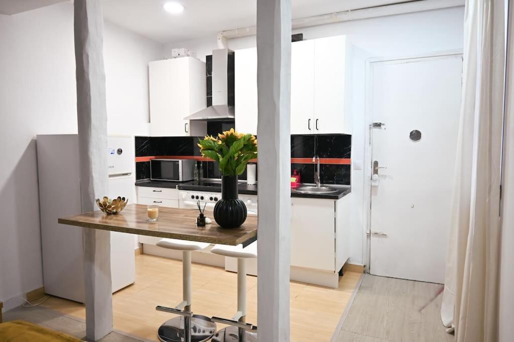 Agradable Apartamento Temporal De 1 Dormitorio En Madrid Pez30 Apartment ภายนอก รูปภาพ